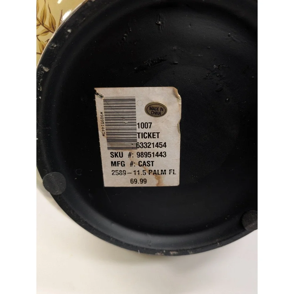 Palm design bowl/ casserole with lid‎